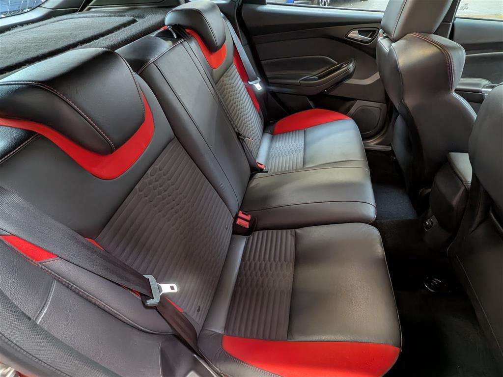 <p>2013 FORD FOCUS ST-2 TURBO</p>