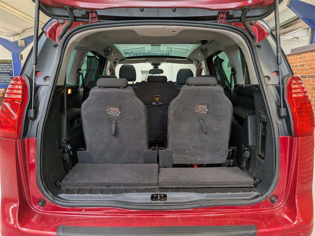 <p>2012 PEUGEOT 5008 ALLURE E-HDI S-A</p>