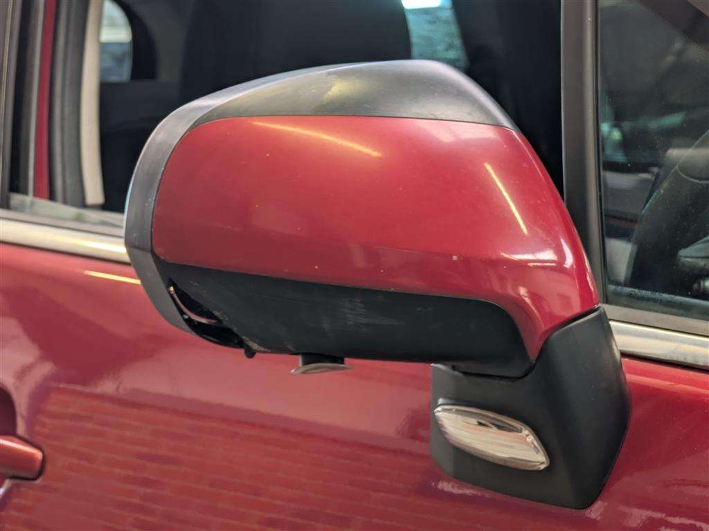 <p>2012 PEUGEOT 5008 ALLURE E-HDI S-A</p>