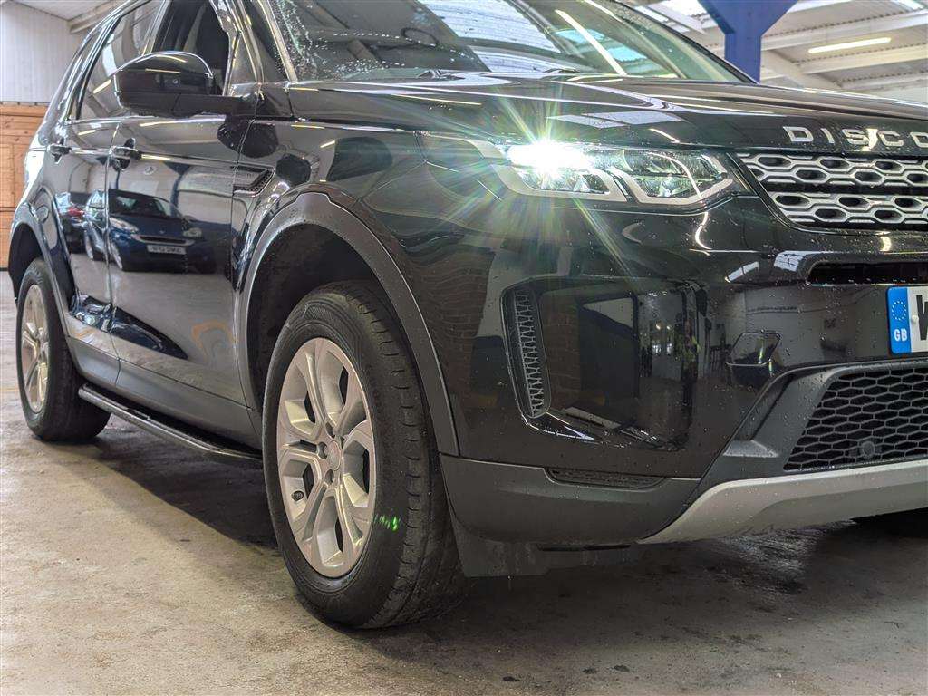 <p>2019 LAND ROVER DISCOVERY SPORT S D AUTO</p>