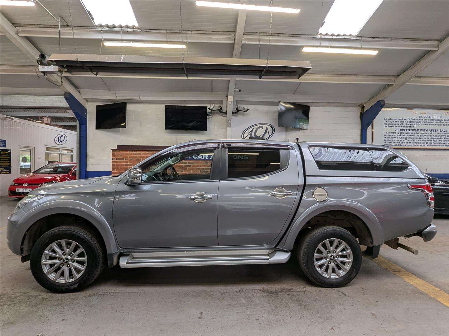 <p>2018 MITSUBISHI L200 BARBARIAN DI-D</p>
