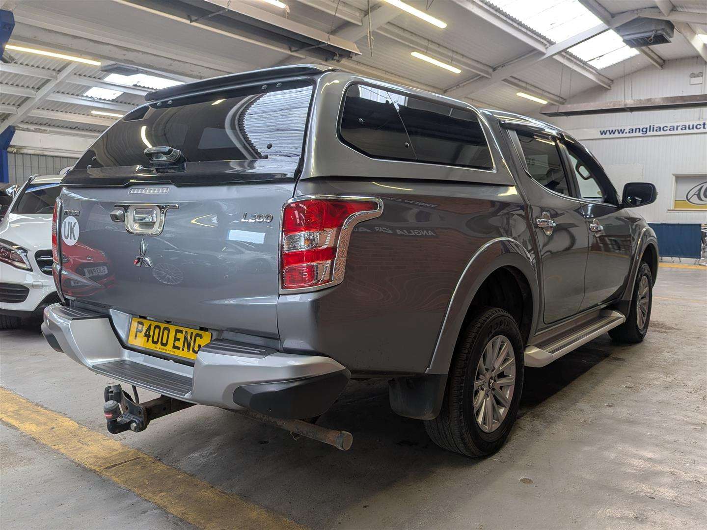<p>2018 MITSUBISHI L200 BARBARIAN DI-D</p>