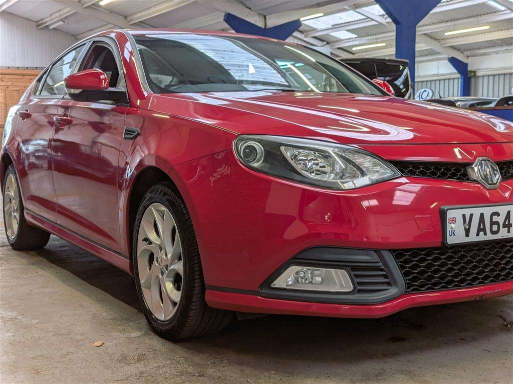<p>2015 MG 6 SE GT DTI</p>