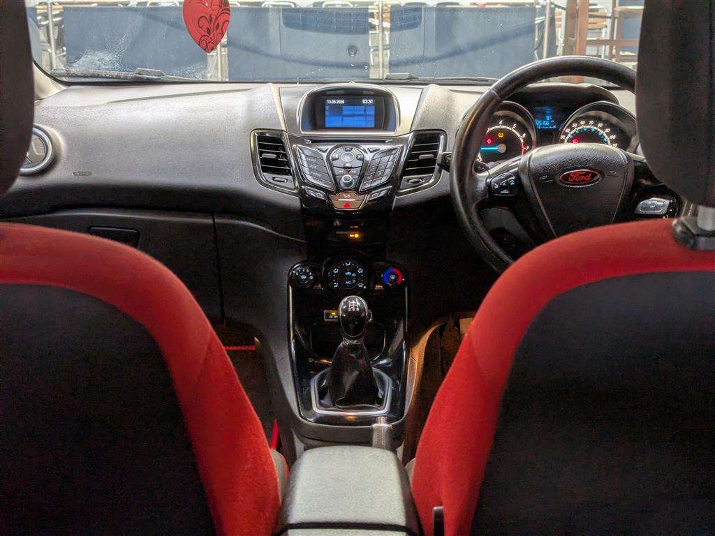 <p>2016 FORD FIESTA ZETEC S BLACK EDIT</p>