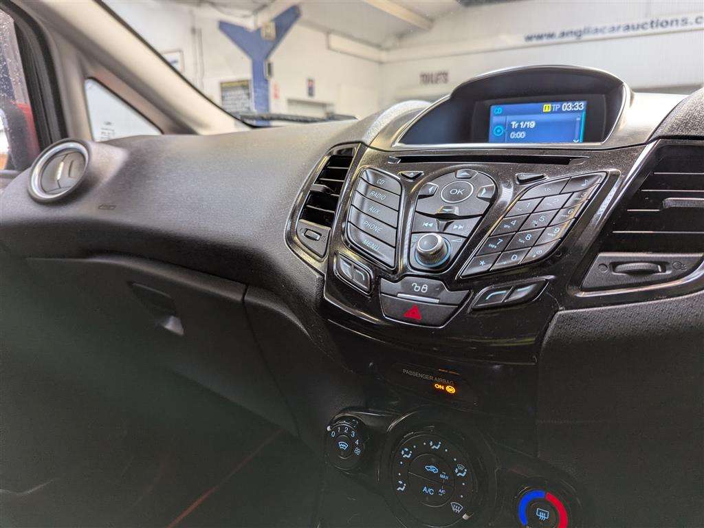 <p>2016 FORD FIESTA ZETEC S BLACK EDIT</p>