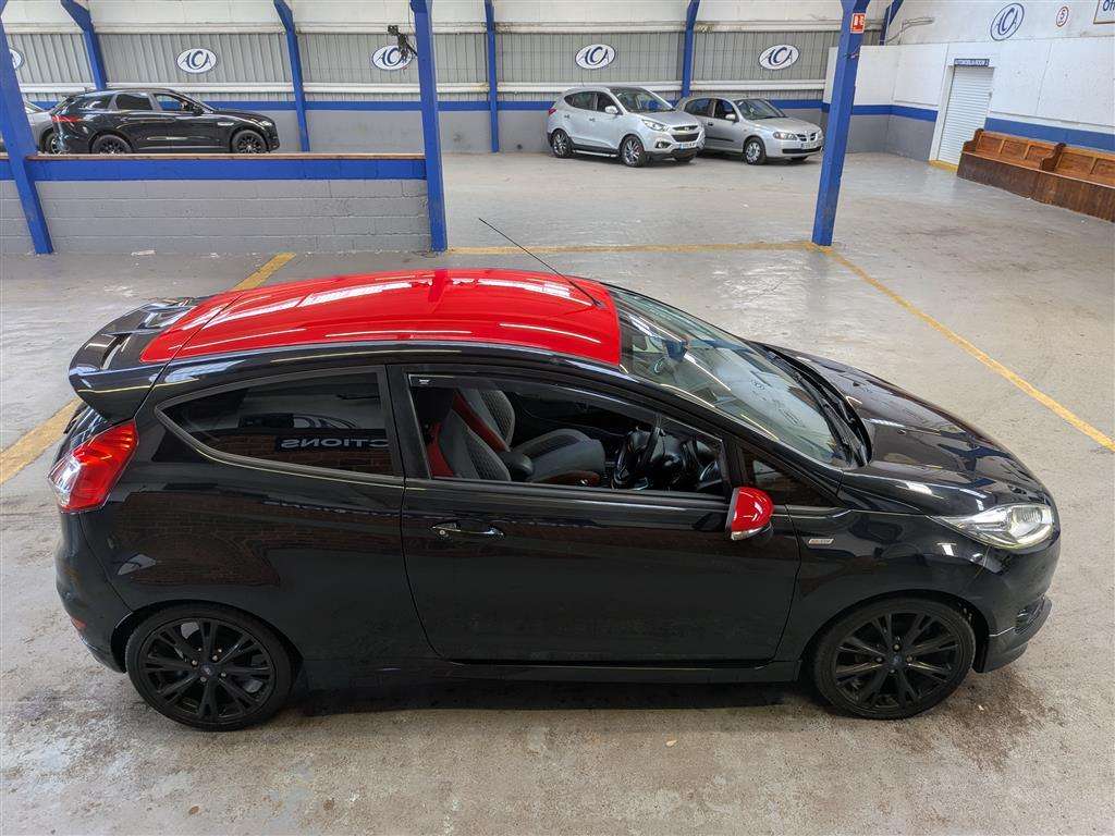<p>2016 FORD FIESTA ZETEC S BLACK EDIT</p>