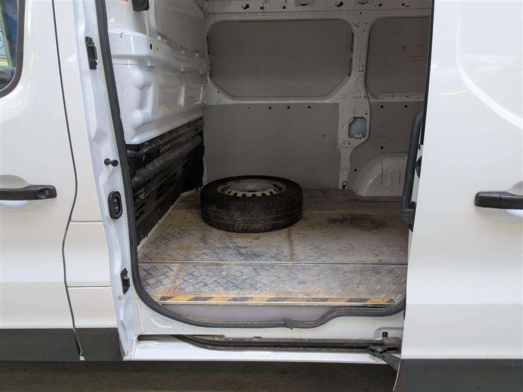 <p>2019 VAUXHALL VIVARO 2900 CDTI</p>