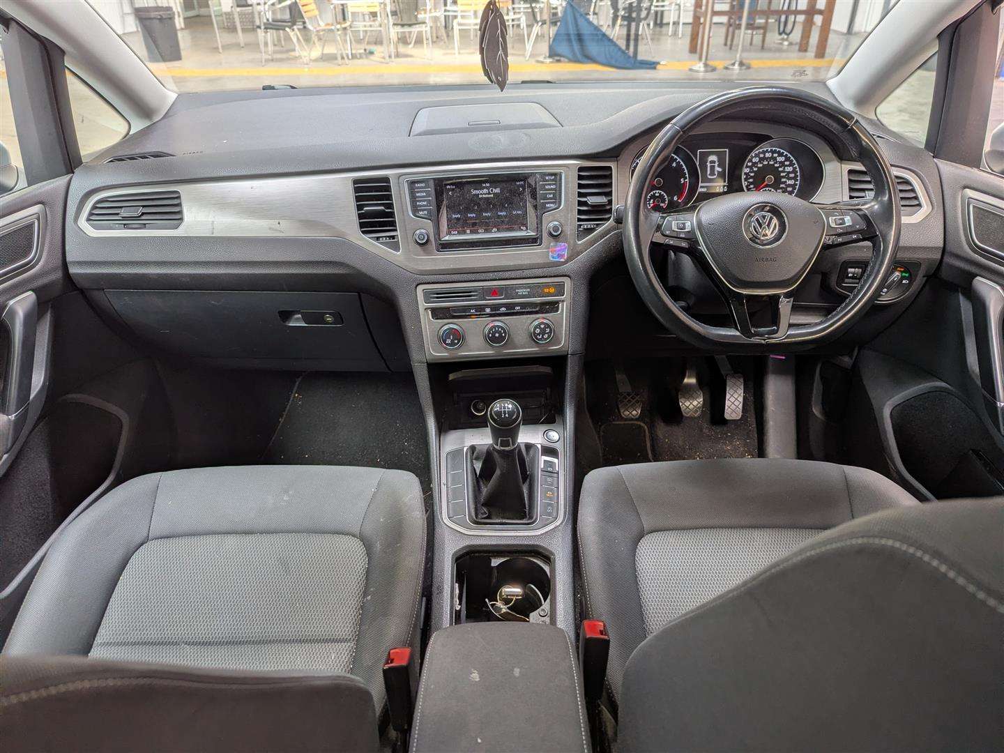 <p>2015 VOLKSWAGEN GOLF SV SE TDI</p>