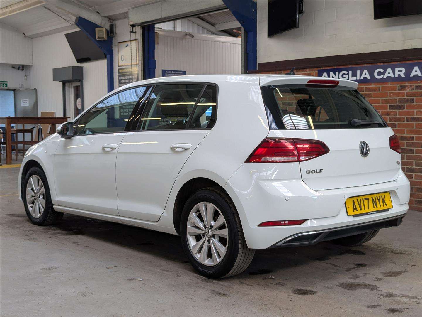 <p>2017 VOLKSWAGEN GOLF SE NAVIGATION TDI BM</p>
