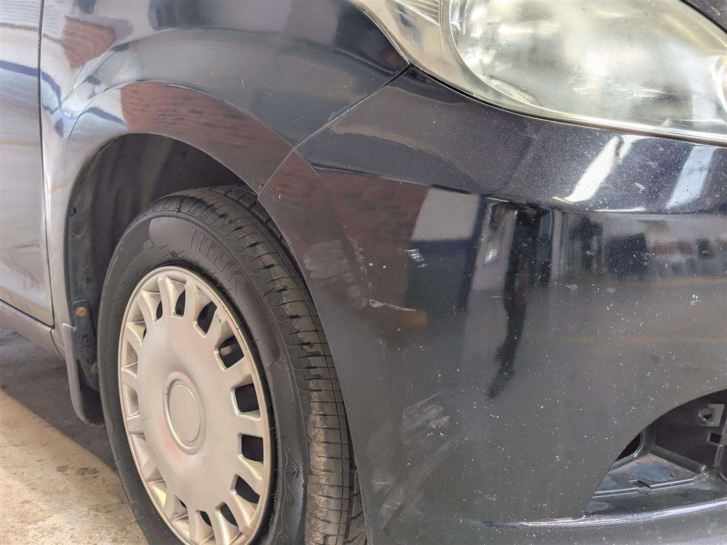 <p>2010 PERODUA MYVI SXI</p>