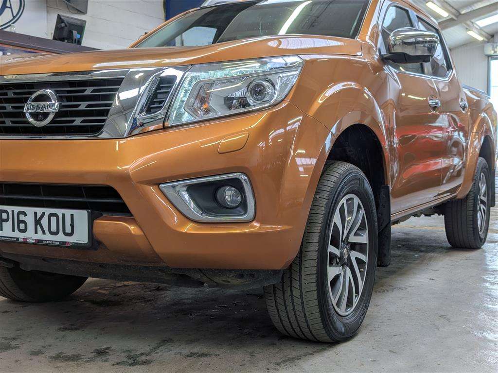 <p>2016 NISSAN NP300 NAVARA TEKNA DCI</p>