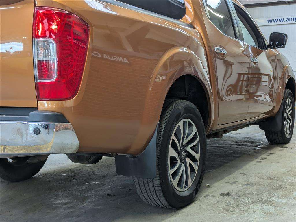 <p>2016 NISSAN NP300 NAVARA TEKNA DCI</p>