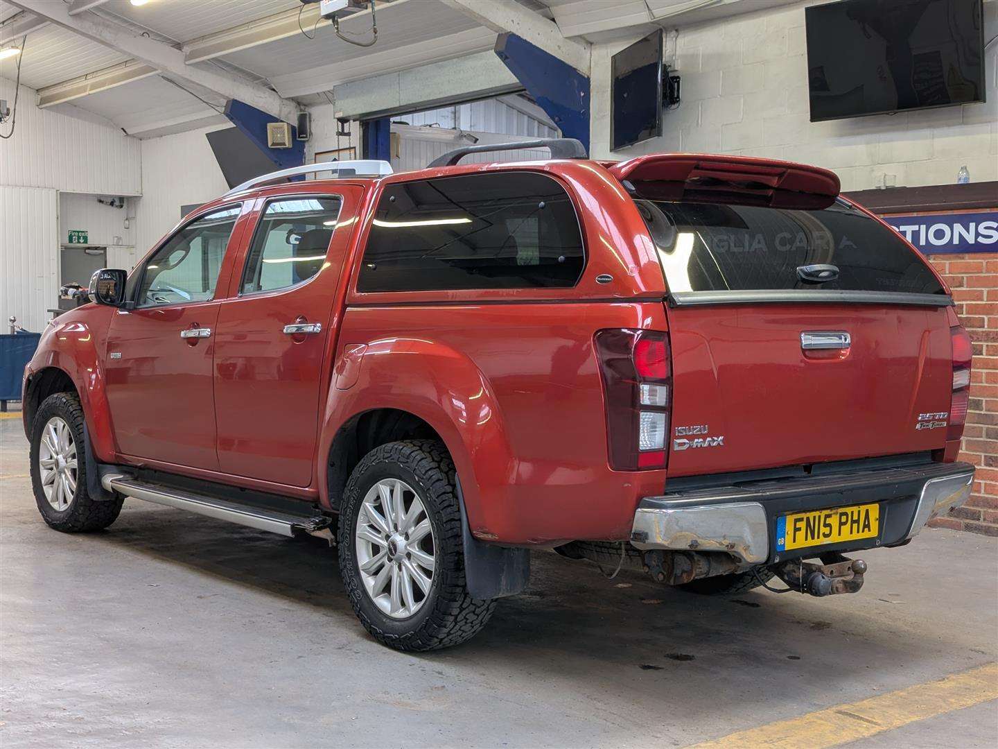 <p>2015 ISUZU D-MAX UTAH VISION D/C TW</p>