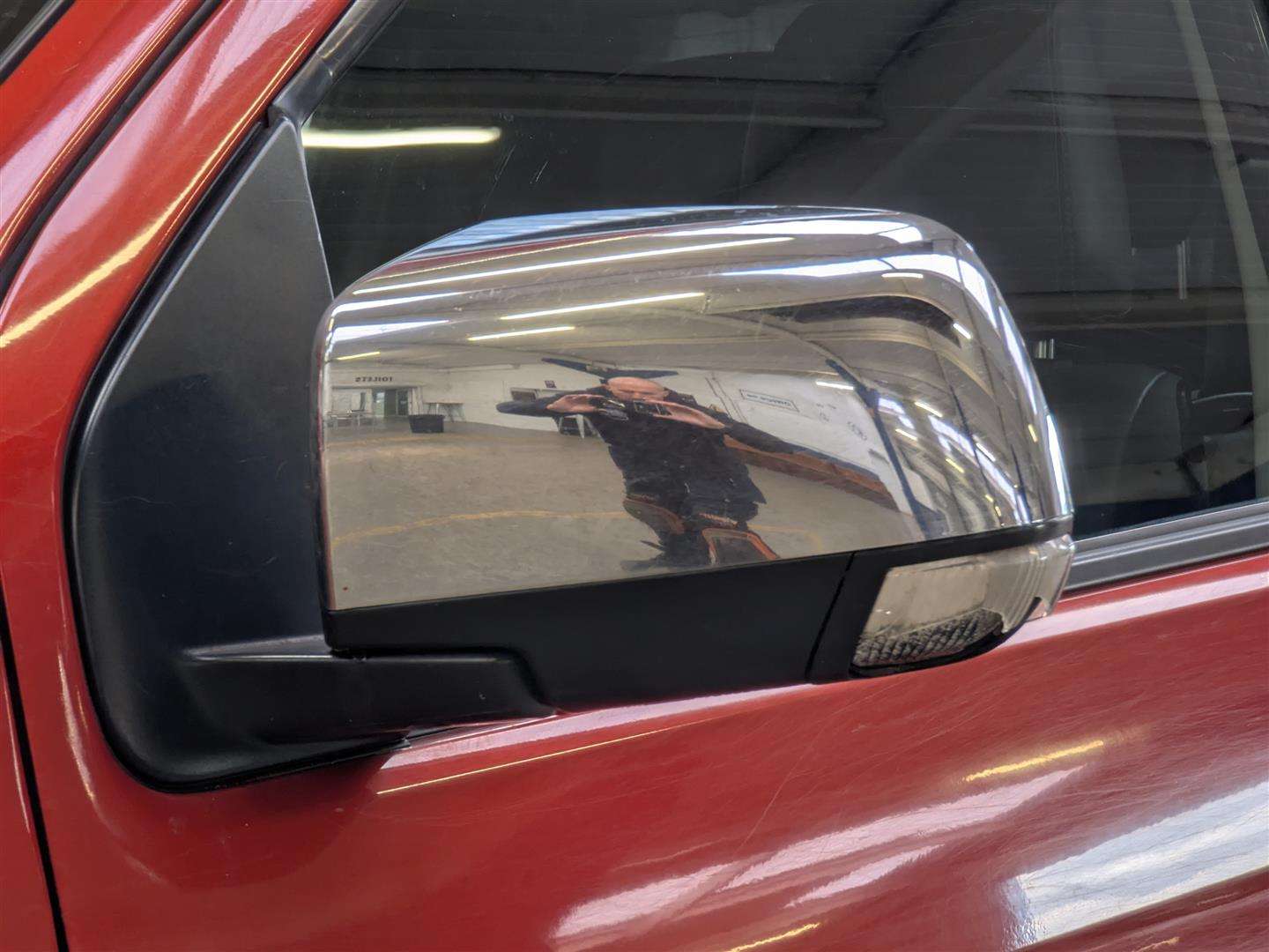 <p>2015 ISUZU D-MAX UTAH VISION D/C TW</p>