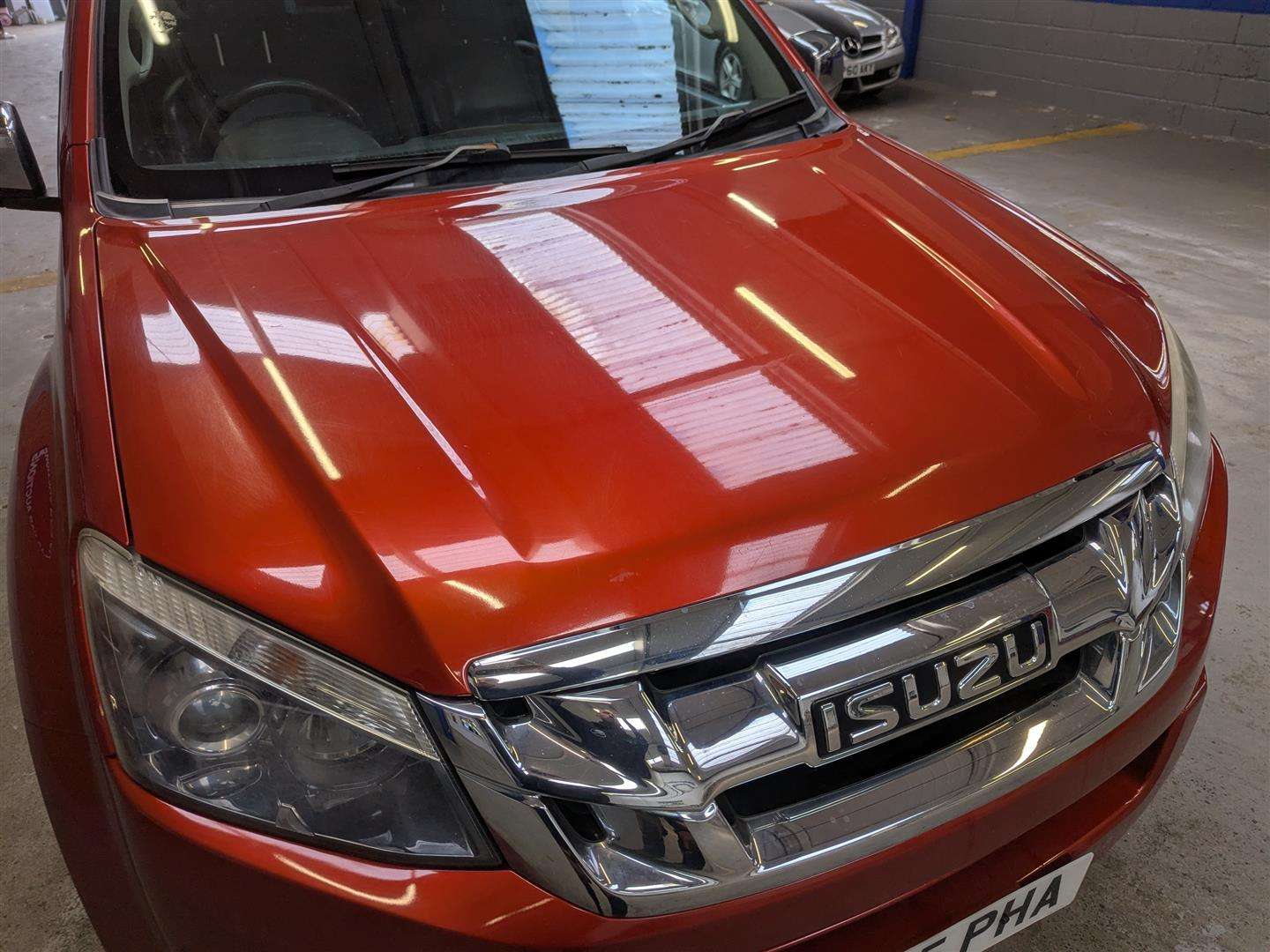 <p>2015 ISUZU D-MAX UTAH VISION D/C TW</p>