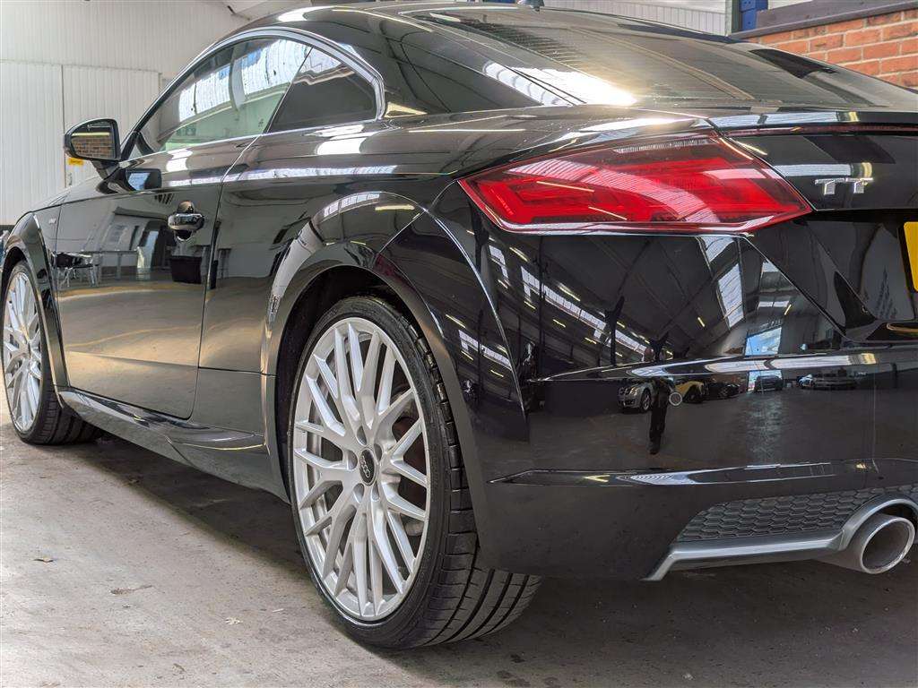 <p>2015 AUDI TT S LINE TDI ULTRA</p>