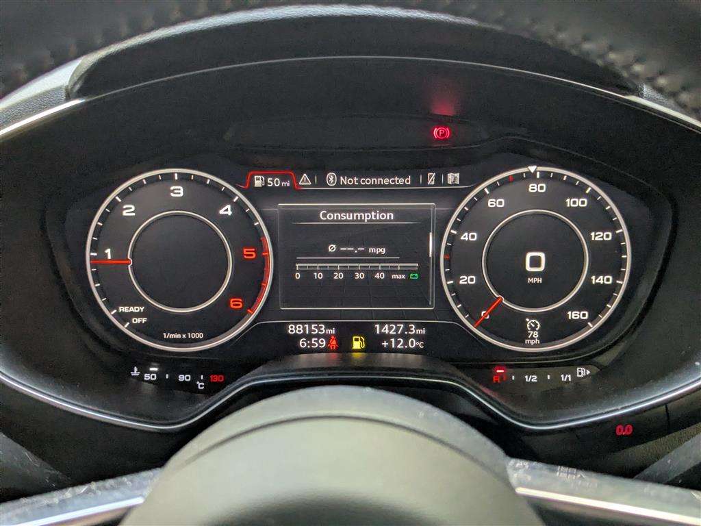 <p>2015 AUDI TT S LINE TDI ULTRA</p>