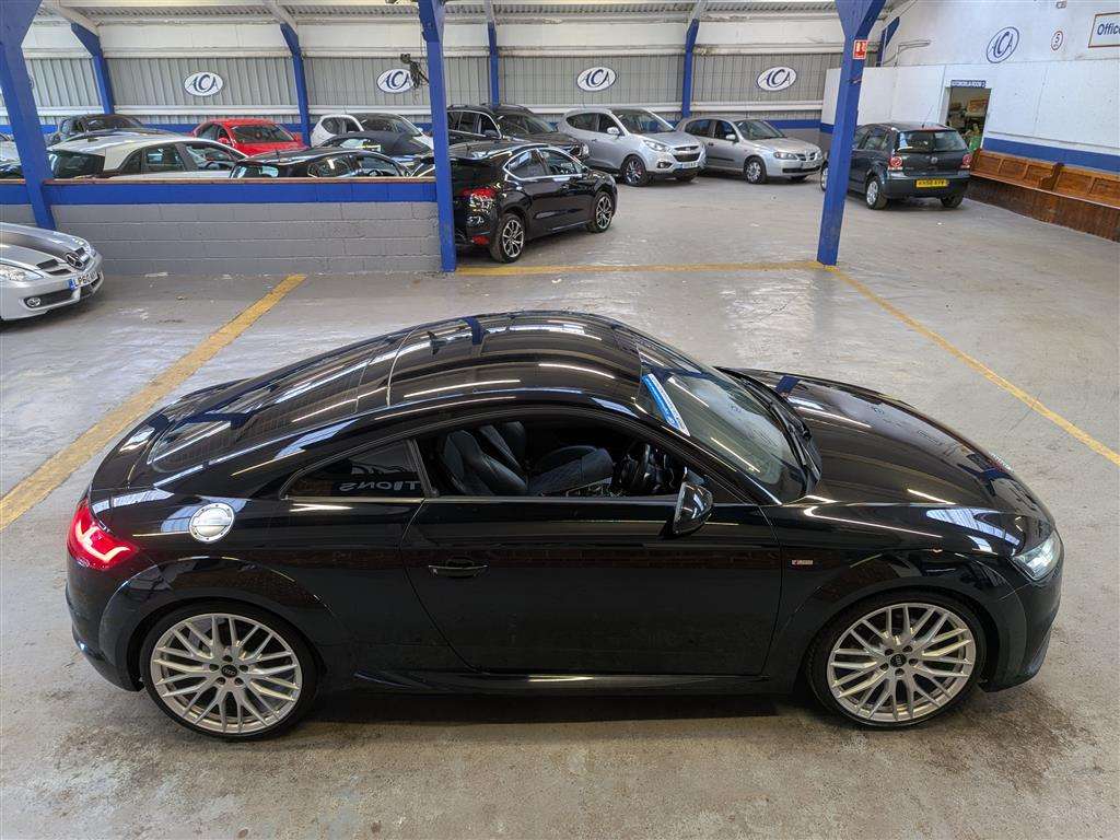 <p>2015 AUDI TT S LINE TDI ULTRA</p>