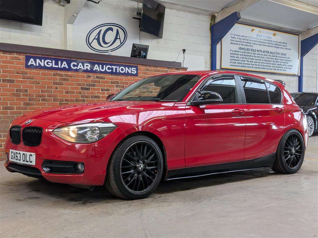 <p>2013 BMW 116I SPORT</p>