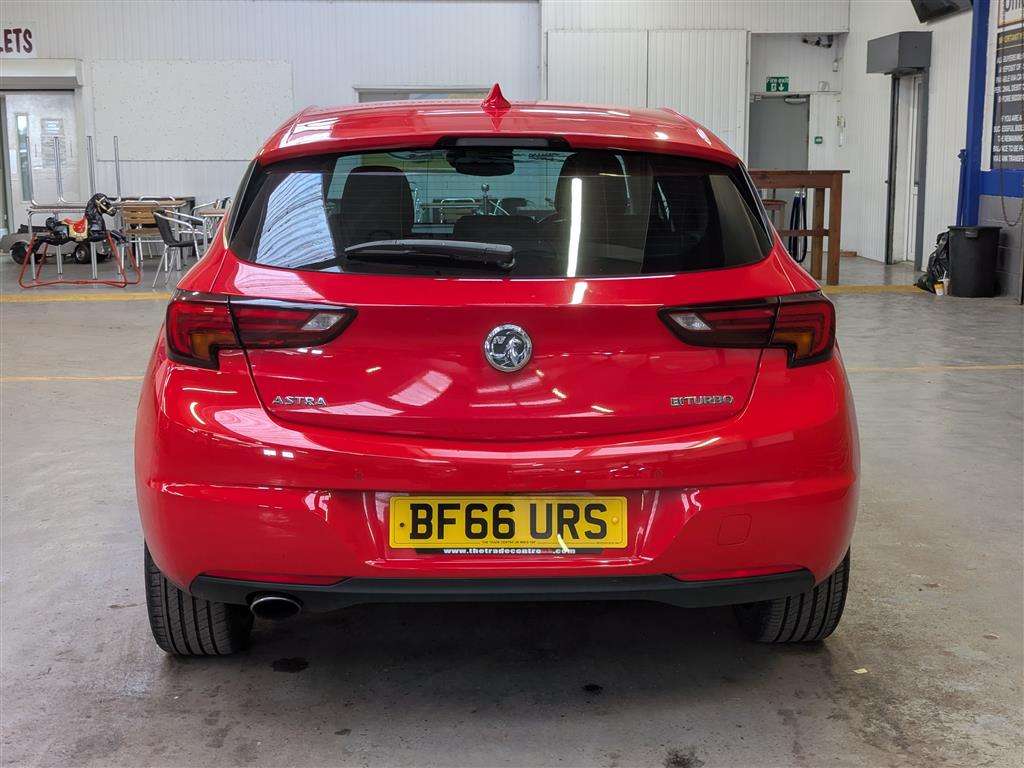 <p>2016 VAUXHALL ASTRA ELITE NAV CDTI BTUR</p>