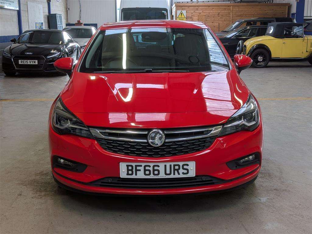 <p>2016 VAUXHALL ASTRA ELITE NAV CDTI BTUR</p>