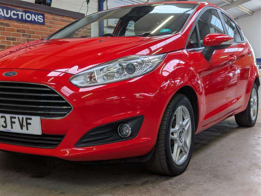 <p>2013 FORD FIESTA ZETEC</p>