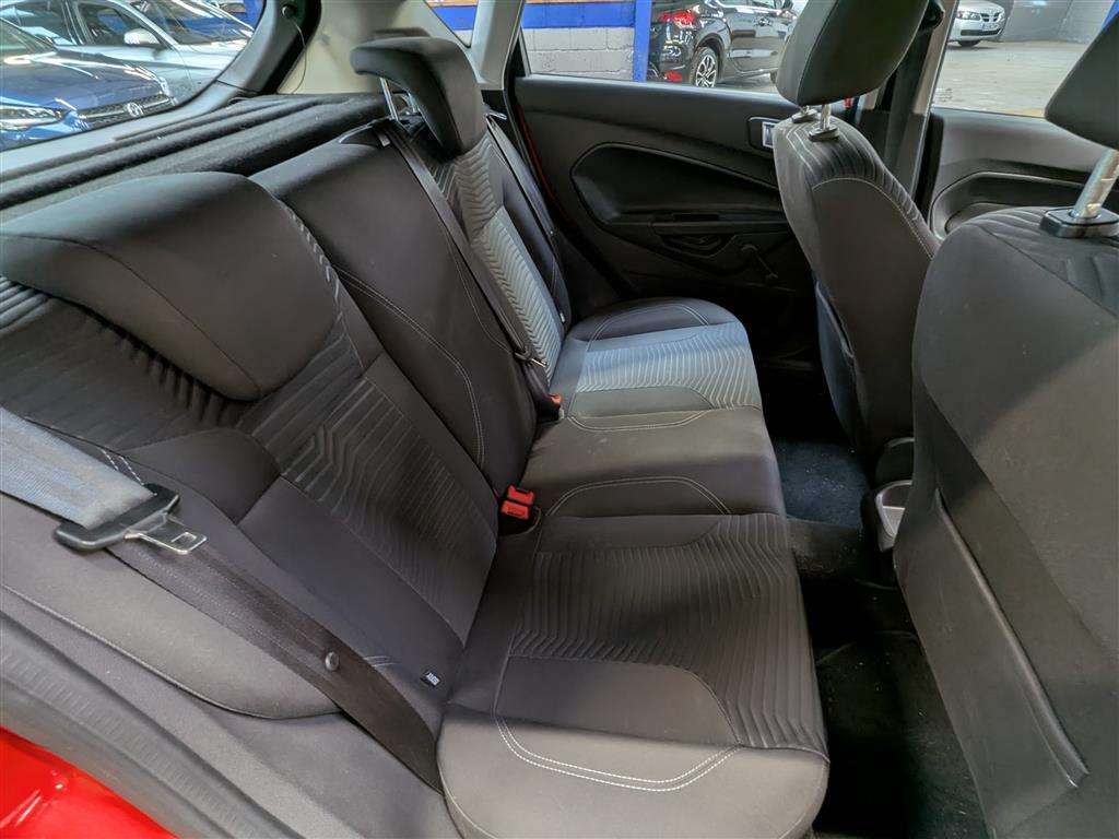 <p>2013 FORD FIESTA ZETEC</p>