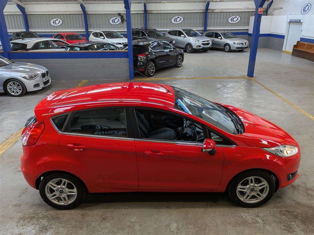 <p>2013 FORD FIESTA ZETEC</p>