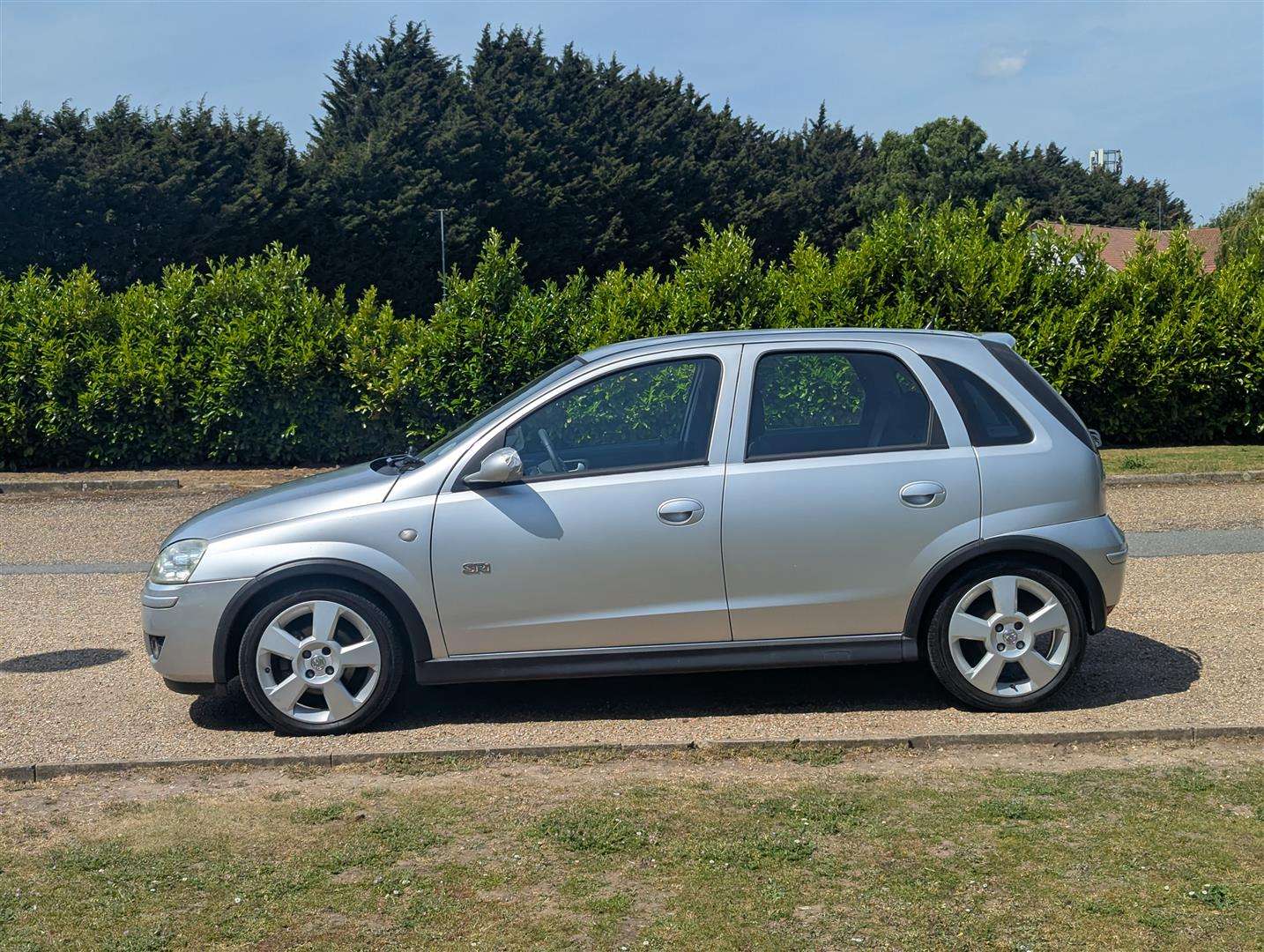 <p>2004 VAUXHALL CORSA SRI 16V</p>