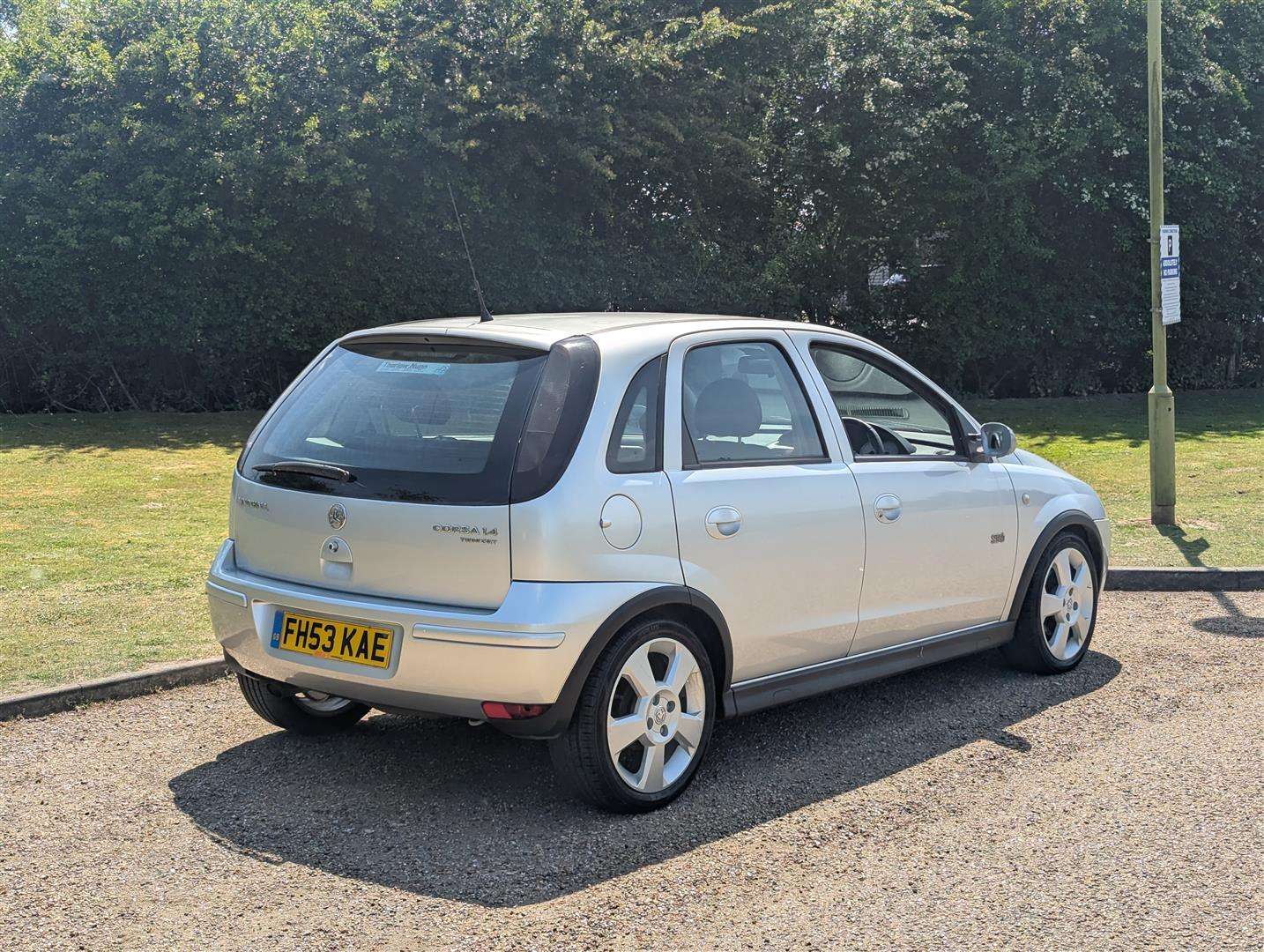 <p>2004 VAUXHALL CORSA SRI 16V</p>