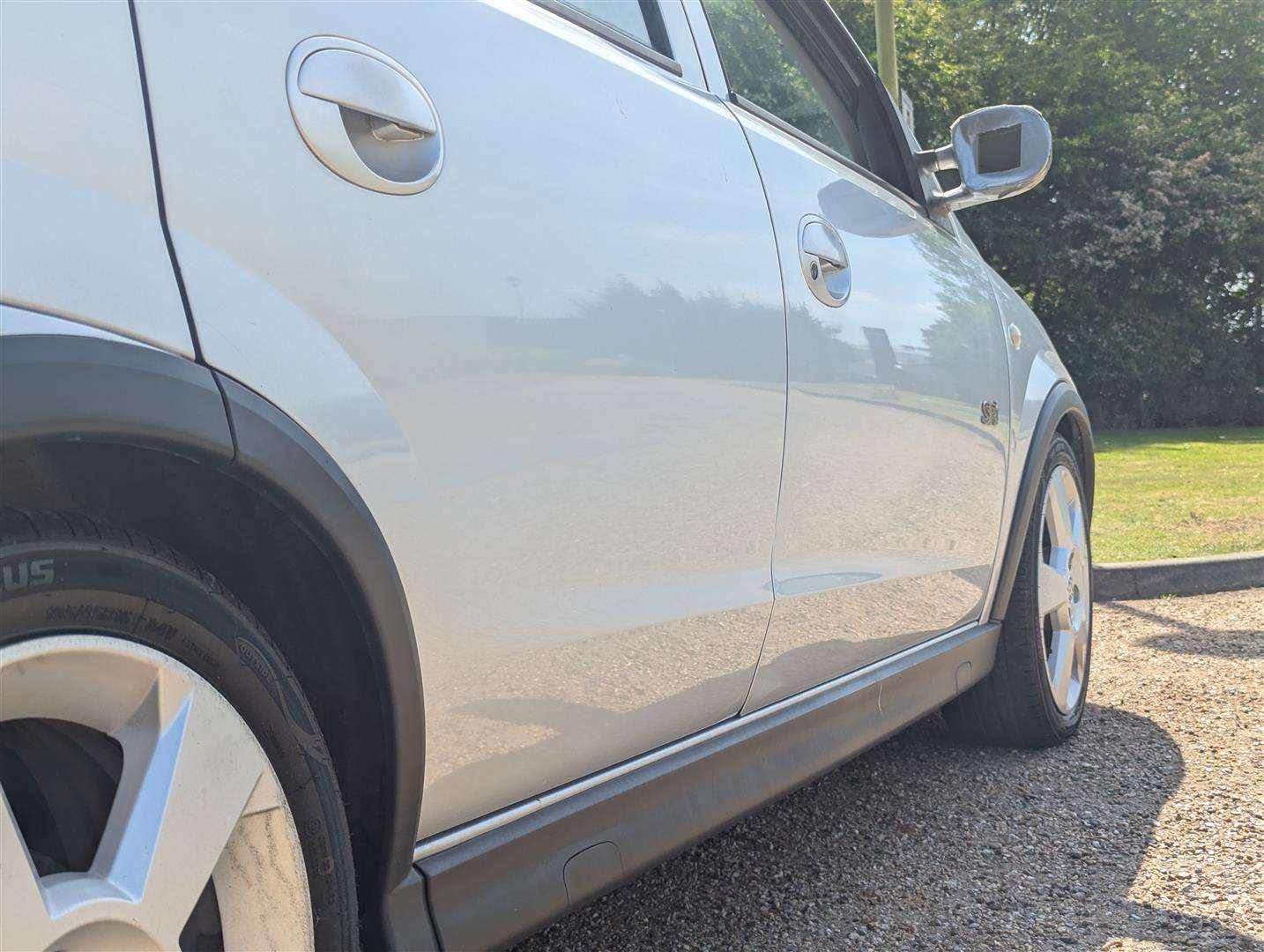 <p>2004 VAUXHALL CORSA SRI 16V</p>