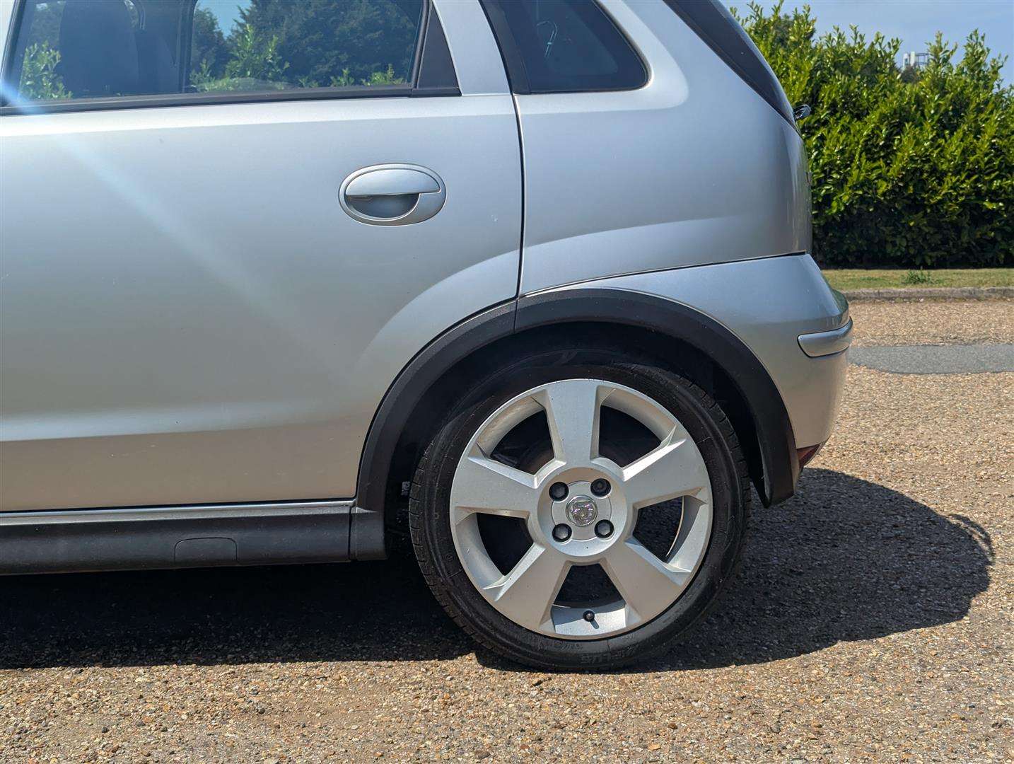 <p>2004 VAUXHALL CORSA SRI 16V</p>