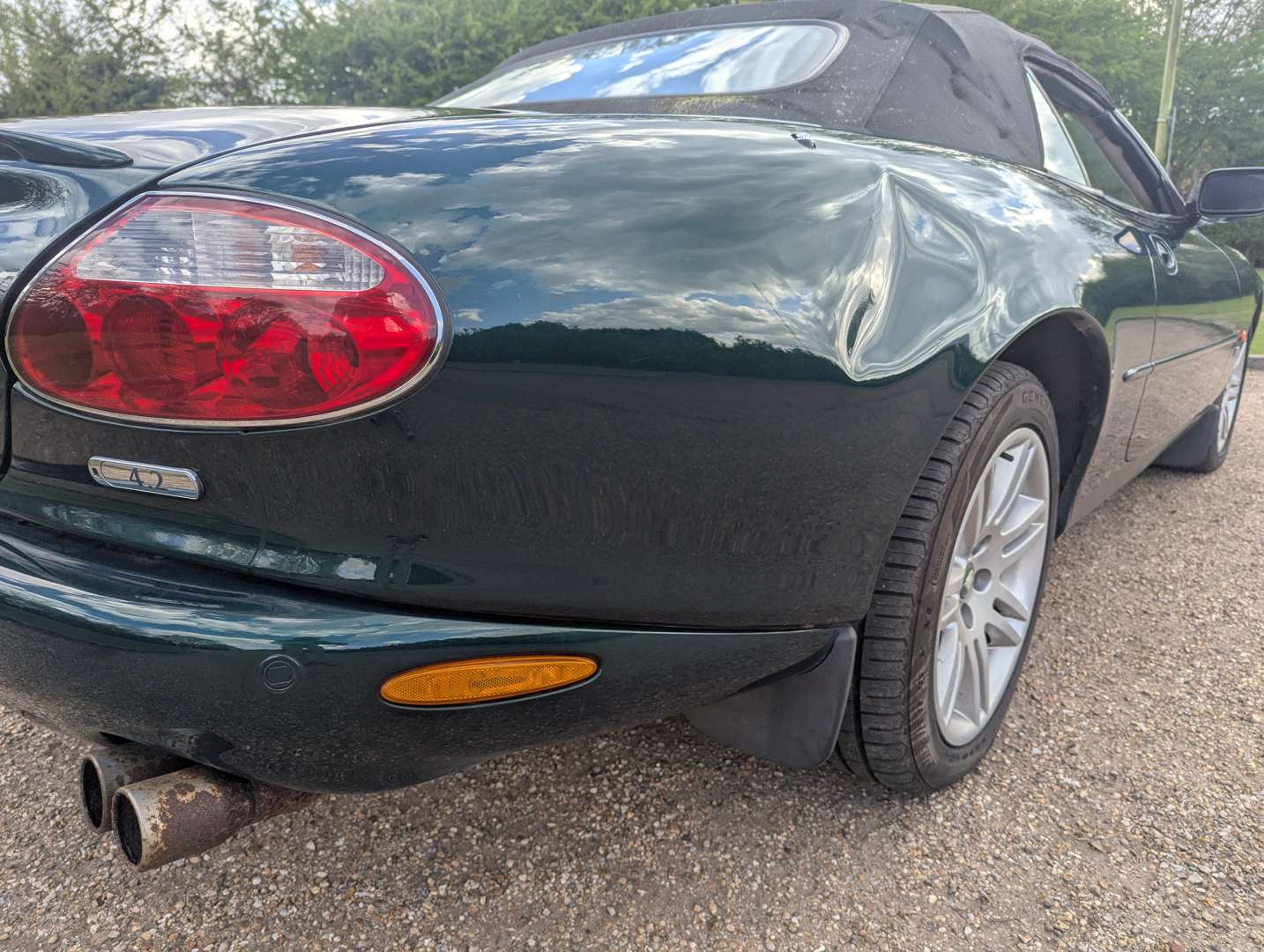 <p>2003 JAGUAR XKR CONVERTIBLE AUTO</p>
