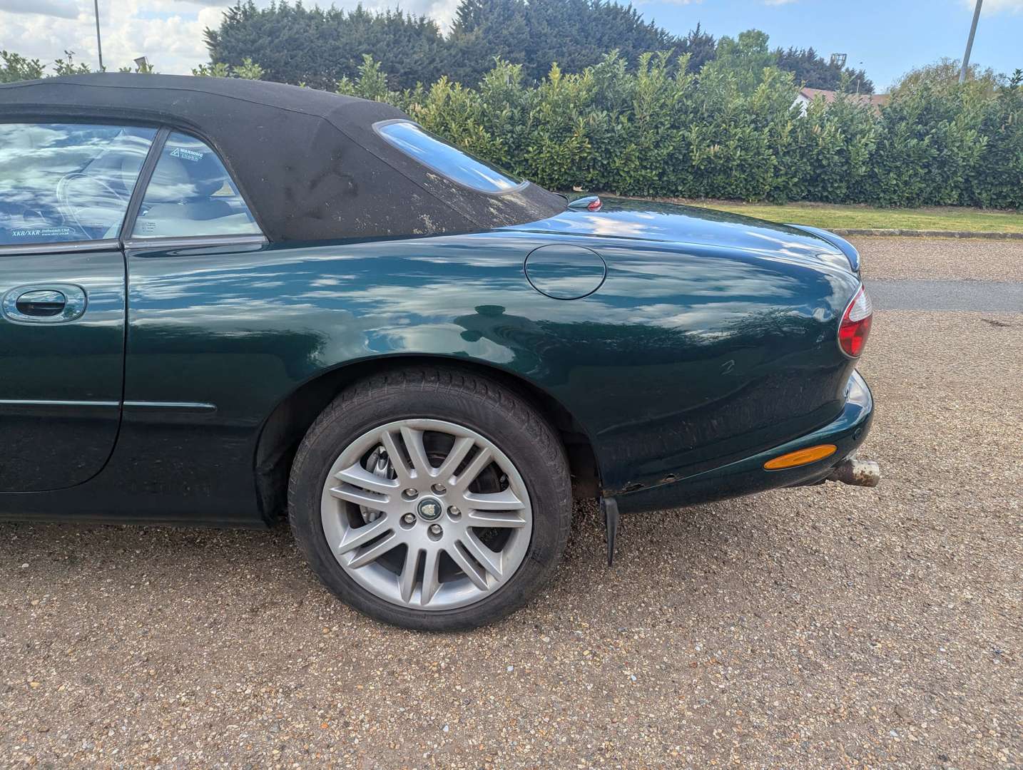 <p>2003 JAGUAR XKR CONVERTIBLE AUTO</p>