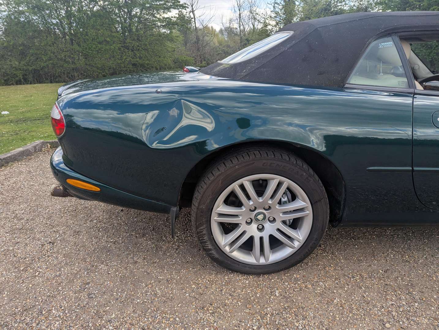 <p>2003 JAGUAR XKR CONVERTIBLE AUTO</p>