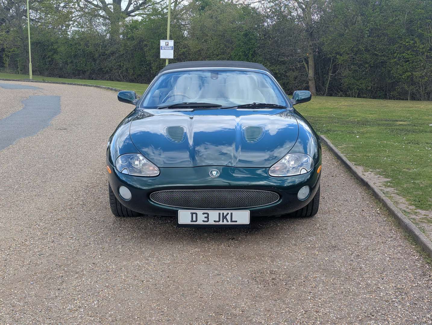 <p>2003 JAGUAR XKR CONVERTIBLE AUTO</p>