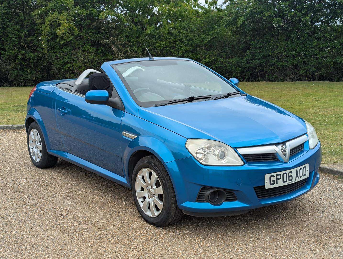 <p>2006 VAUXHALL TIGRA 1.4i</p>