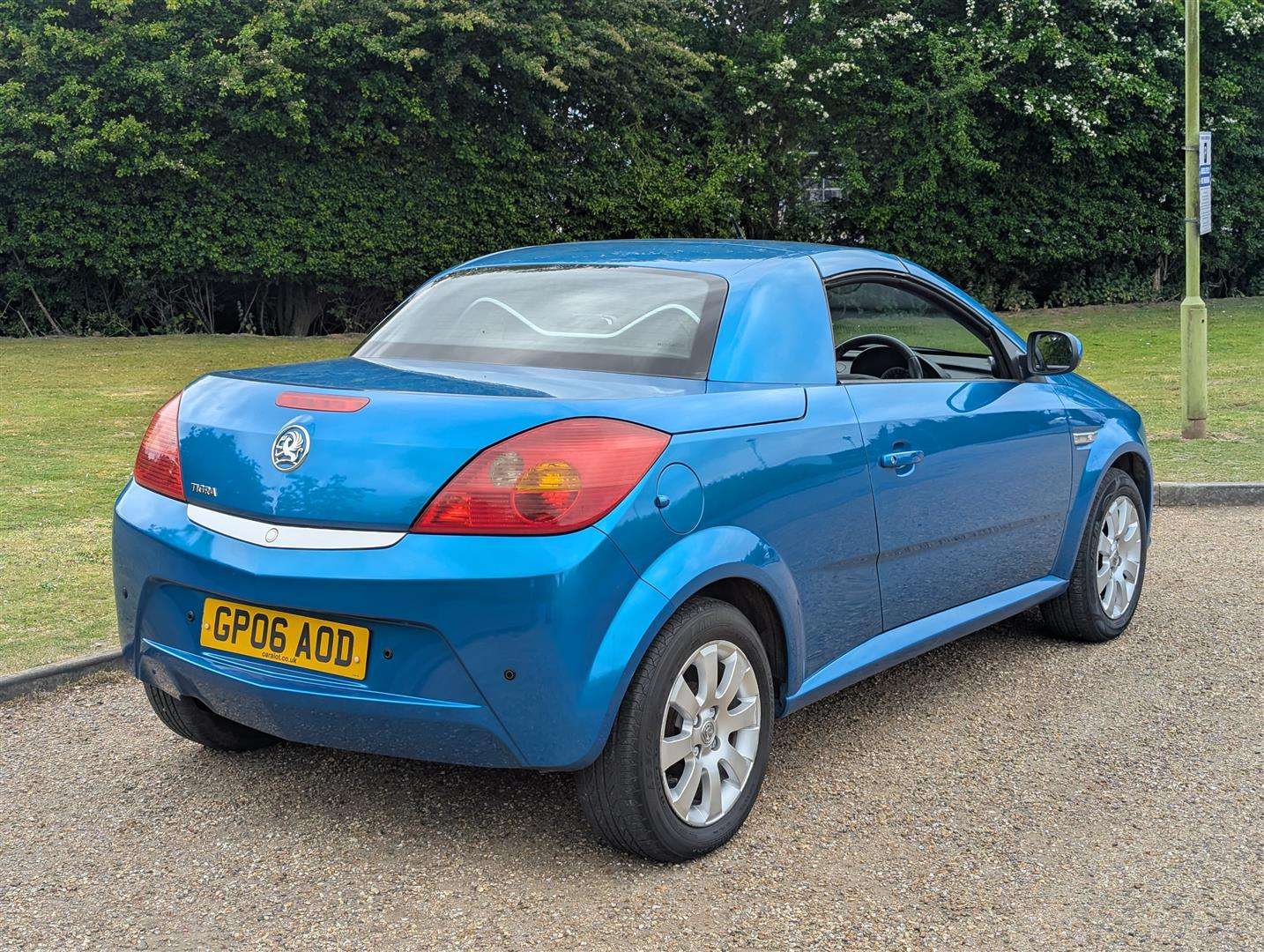 <p>2006 VAUXHALL TIGRA 1.4i</p>