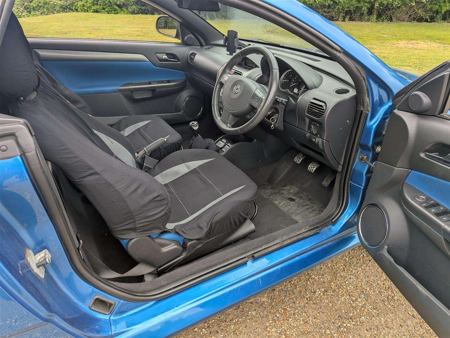 <p>2006 VAUXHALL TIGRA 1.4i</p>