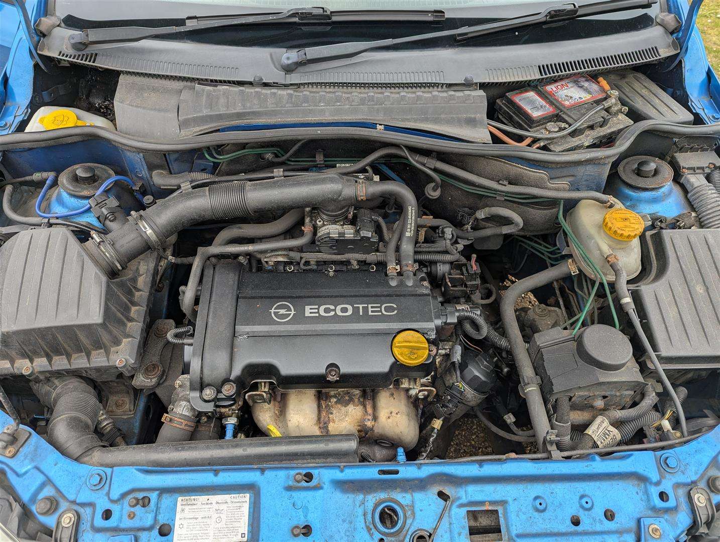 <p>2006 VAUXHALL TIGRA 1.4i</p>