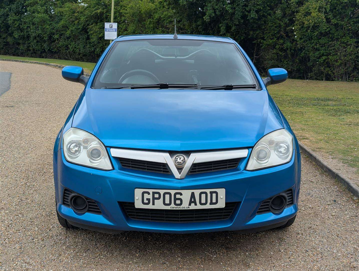<p>2006 VAUXHALL TIGRA 1.4i</p>