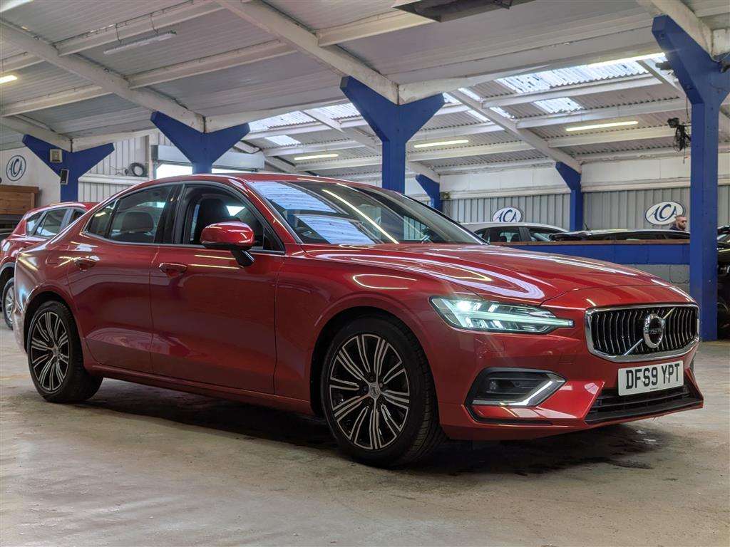 <p>2020 VOLVO S60 INSCRIPTION + T5 AUTO</p>