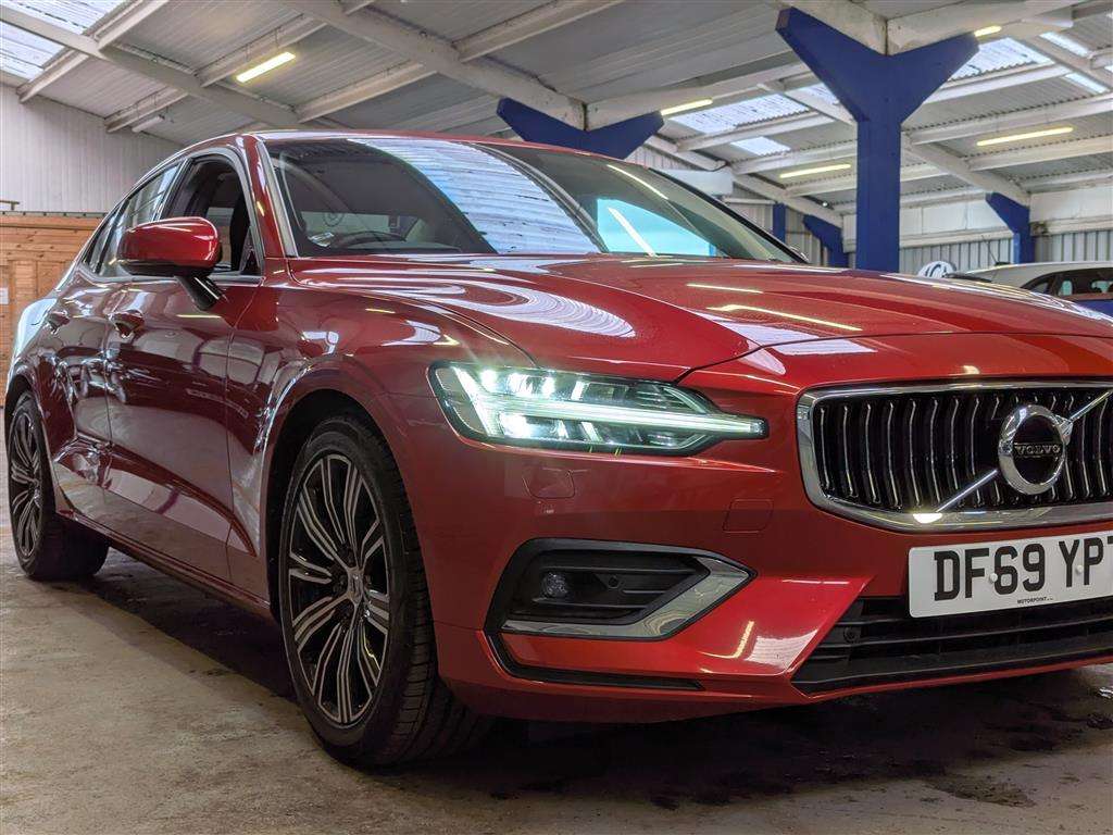 <p>2020 VOLVO S60 INSCRIPTION + T5 AUTO</p>