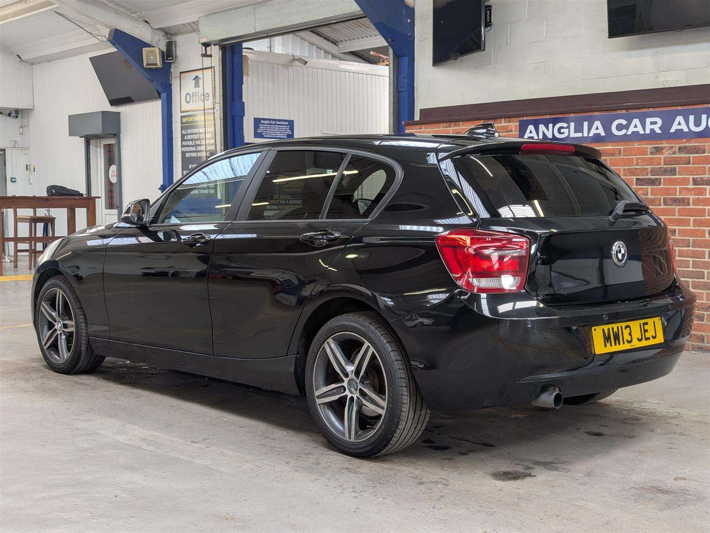 <p>2013 BMW 114I SPORT</p>