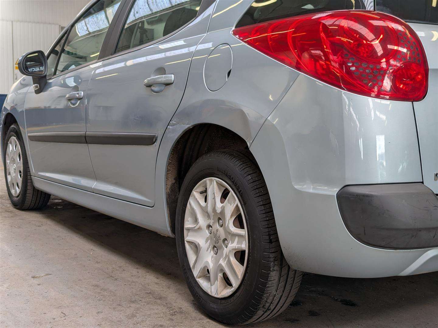 <p>2010 PEUGEOT 207 S SW</p>
