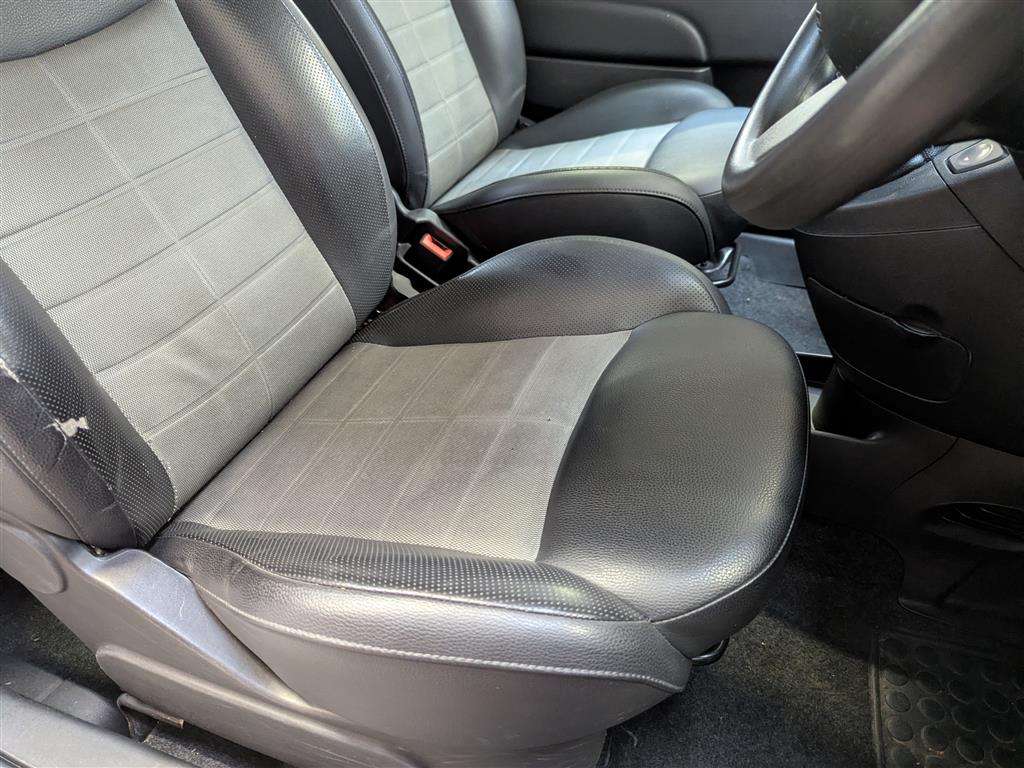 <p>2012 FIAT 500 TWINAIR</p>