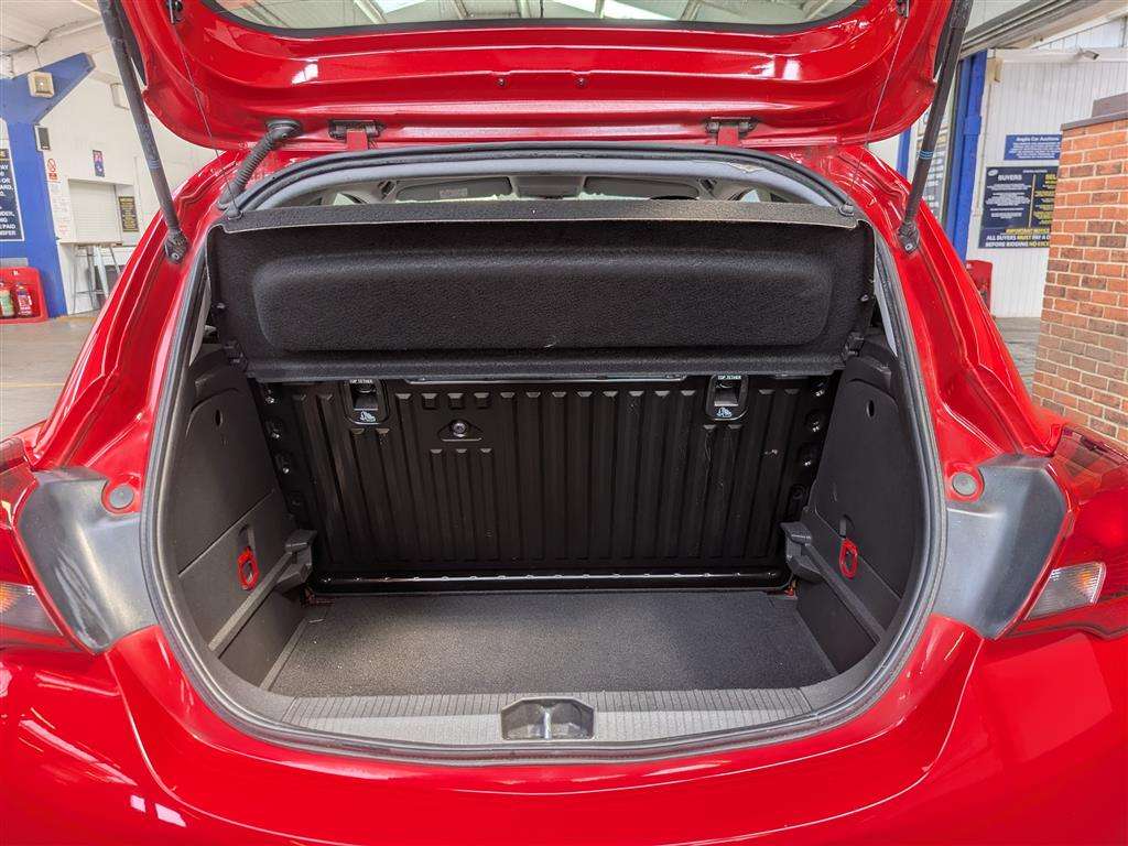 <p>2019 VAUXHALL CORSA GRIFFIN</p>