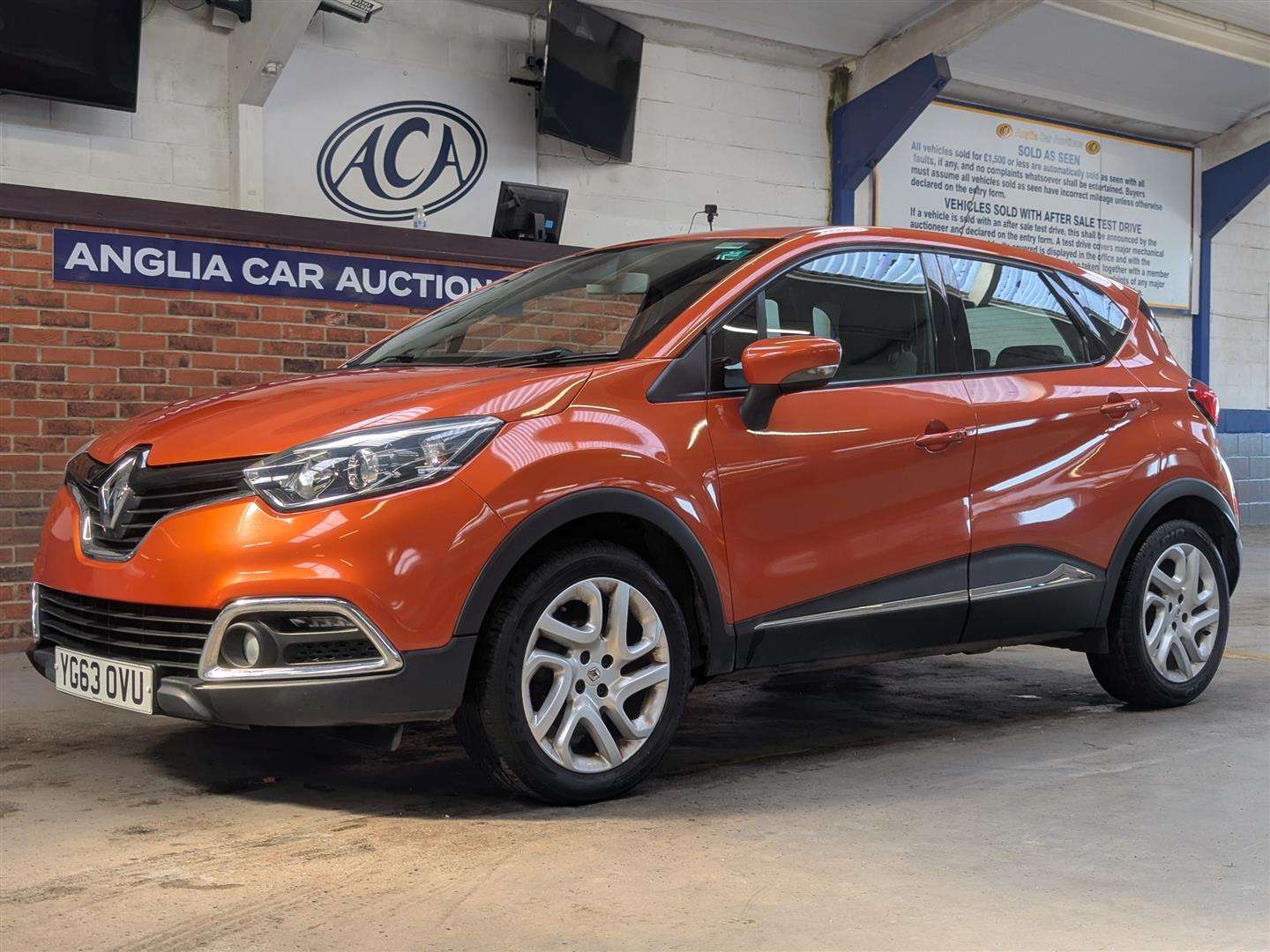 <p>2013 RENAULT CAPTUR D-QUE M-NAV NRG TC</p>