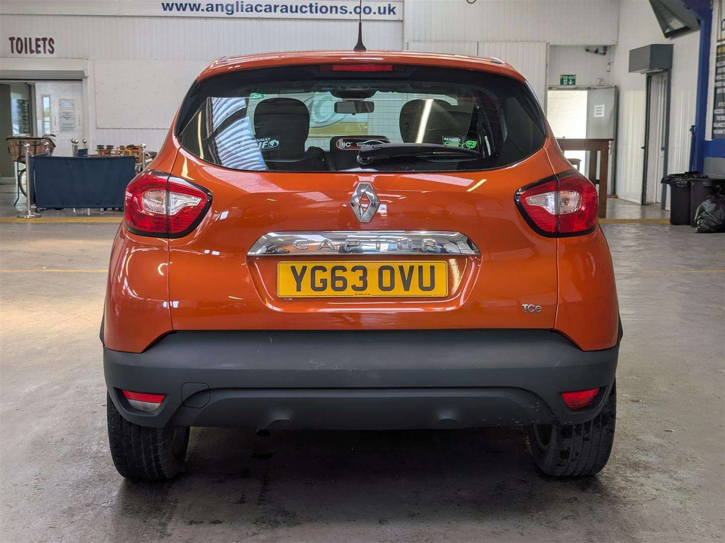 <p>2013 RENAULT CAPTUR D-QUE M-NAV NRG TC</p>