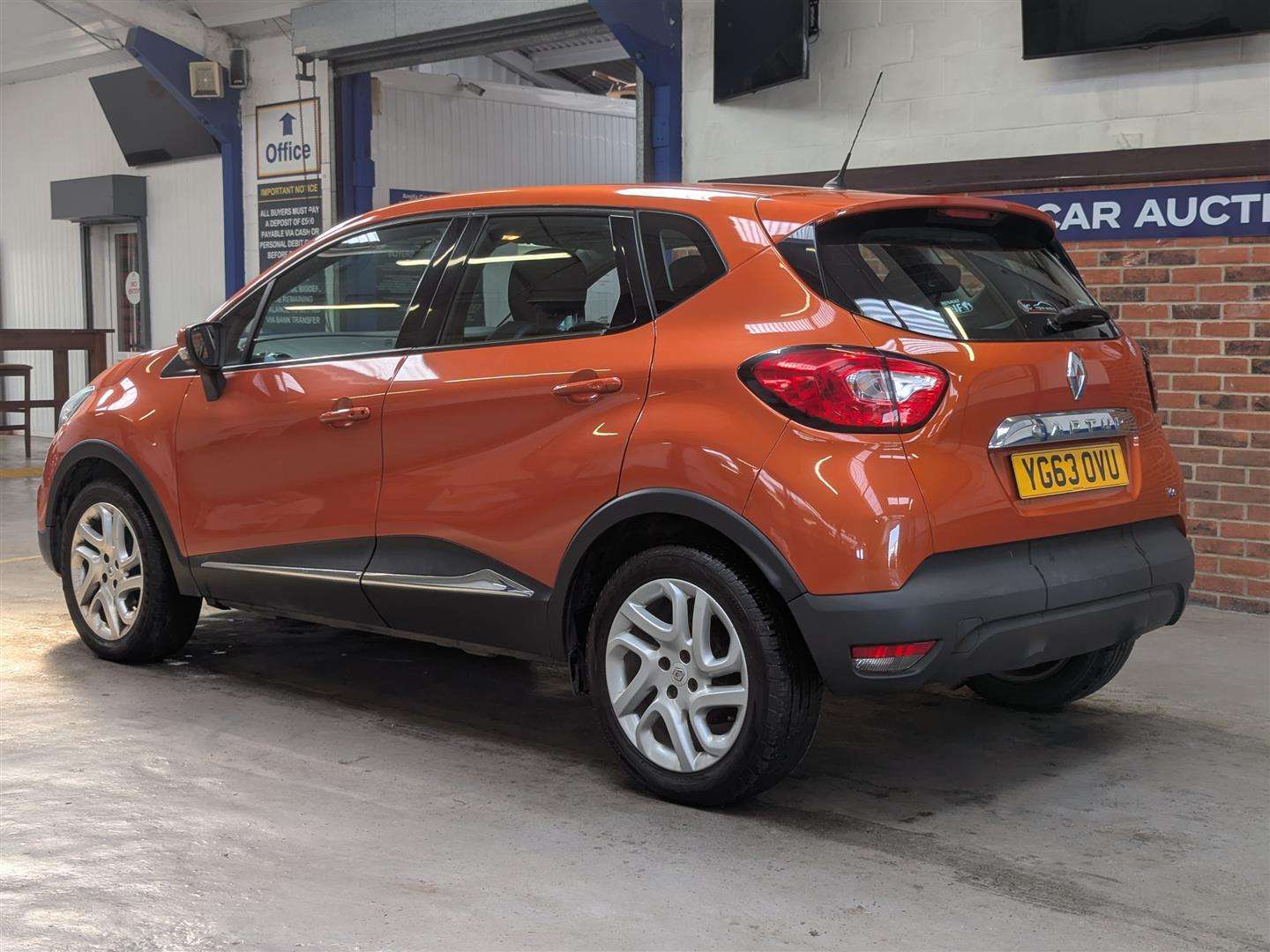 <p>2013 RENAULT CAPTUR D-QUE M-NAV NRG TC</p>